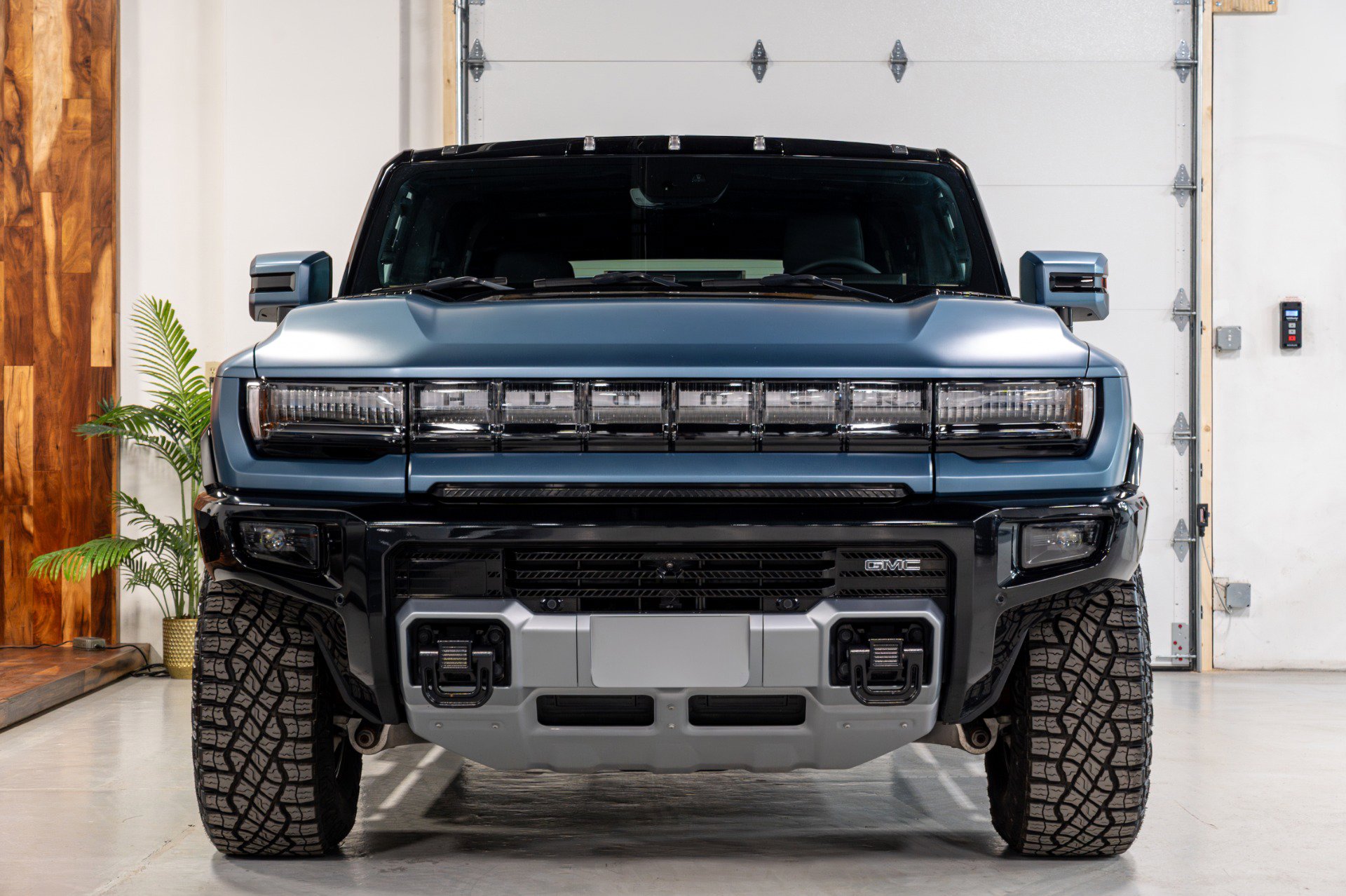 Used 2024 GMC Hummer EV 3X w/ Omega Edition image 47