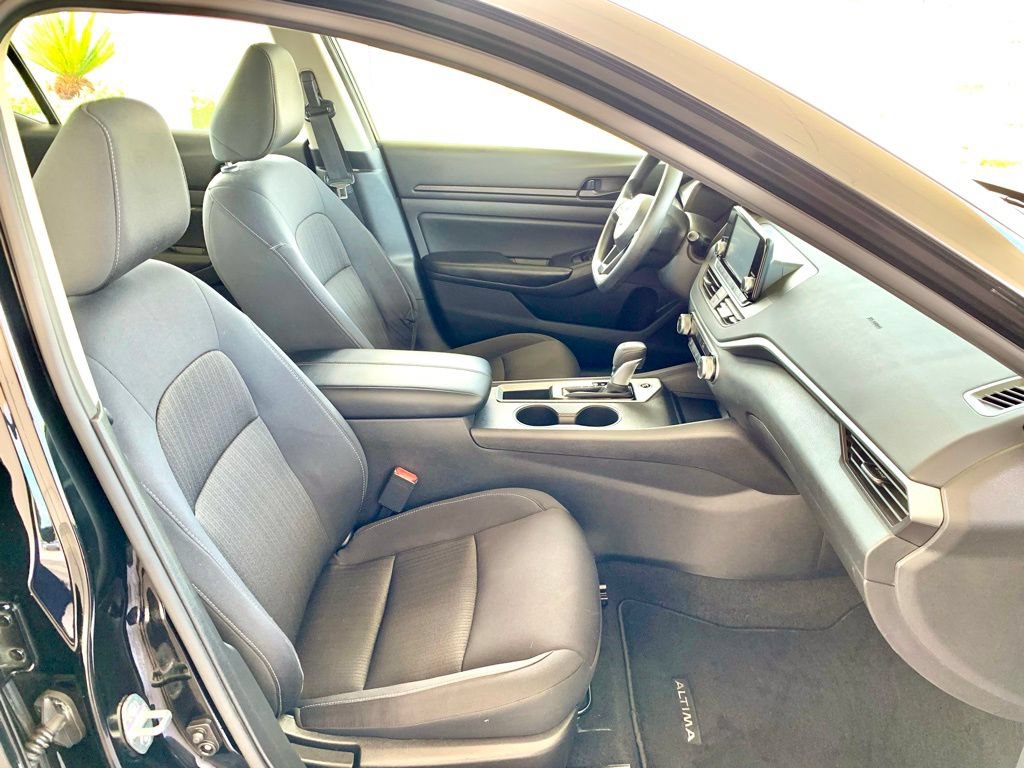 Used 2023 Nissan Altima 2.5 S FWD image 27