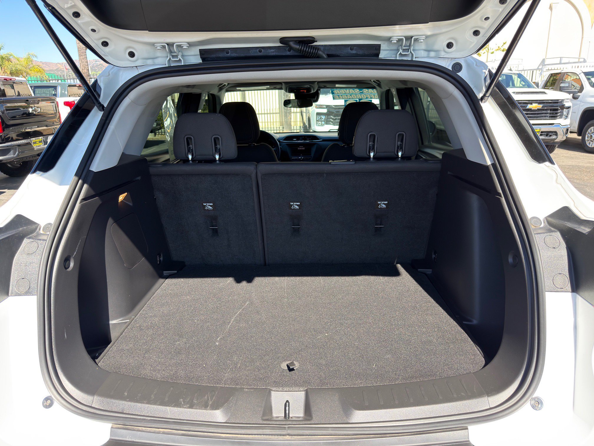 Used 2023 Chevrolet TrailBlazer LS FWD image 15