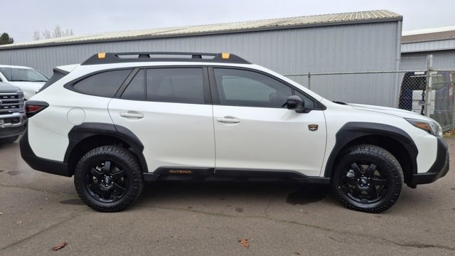 Used 2022 Subaru Outback Wilderness image 4