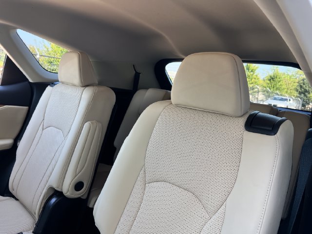 Used 2021 Lexus RX 350L FWD w/ Premium Package image 18