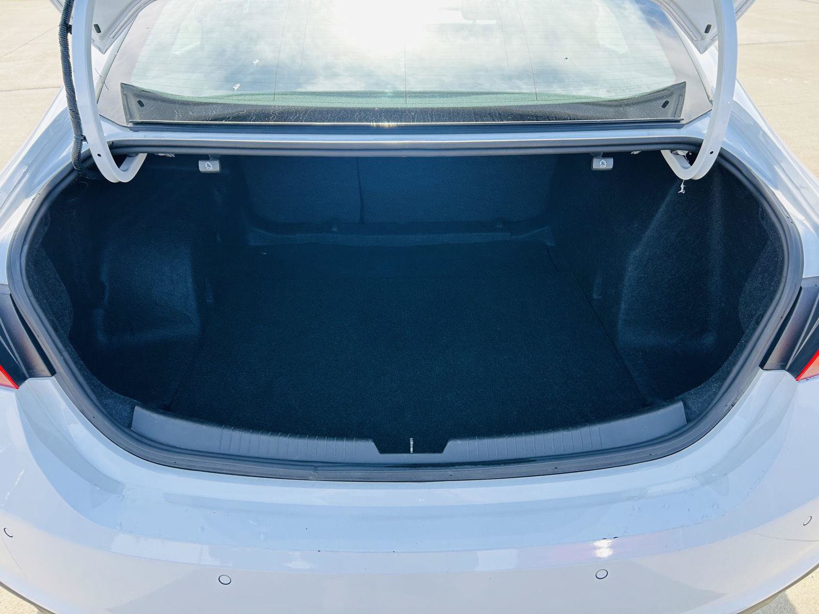 Used 2024 Chevrolet Malibu LT FWD image 25
