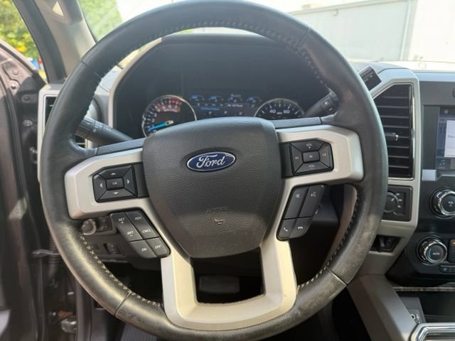 Used 2019 Ford F250 Lariat w/ Lariat Ultimate Package AWD/4WD image 16
