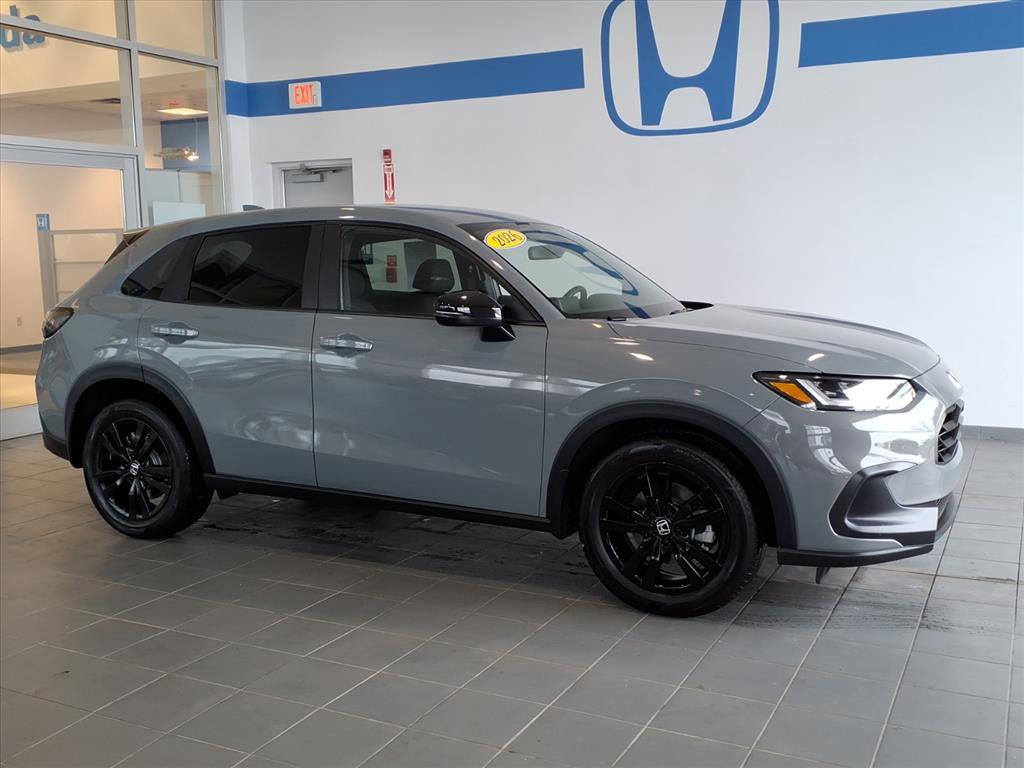 Certified 2026 Honda HR-V Sport image 2