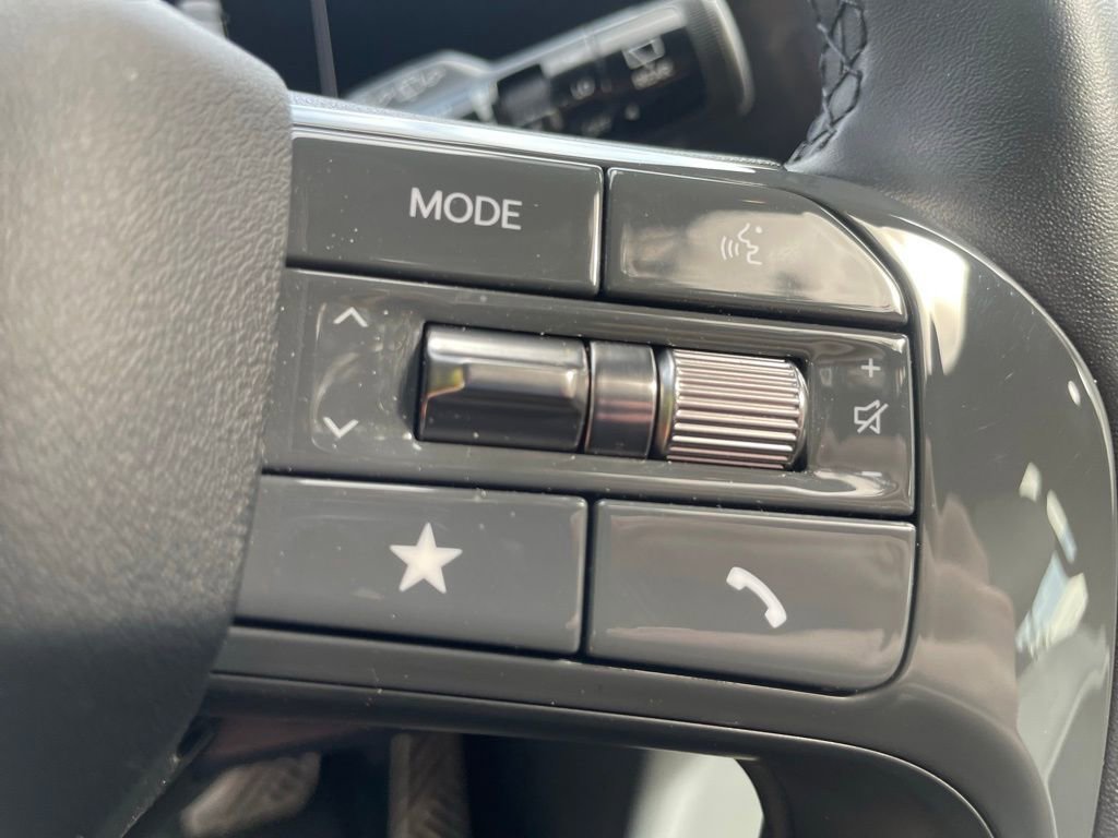 Used 2024 Kia EV9 GT-Line image 11