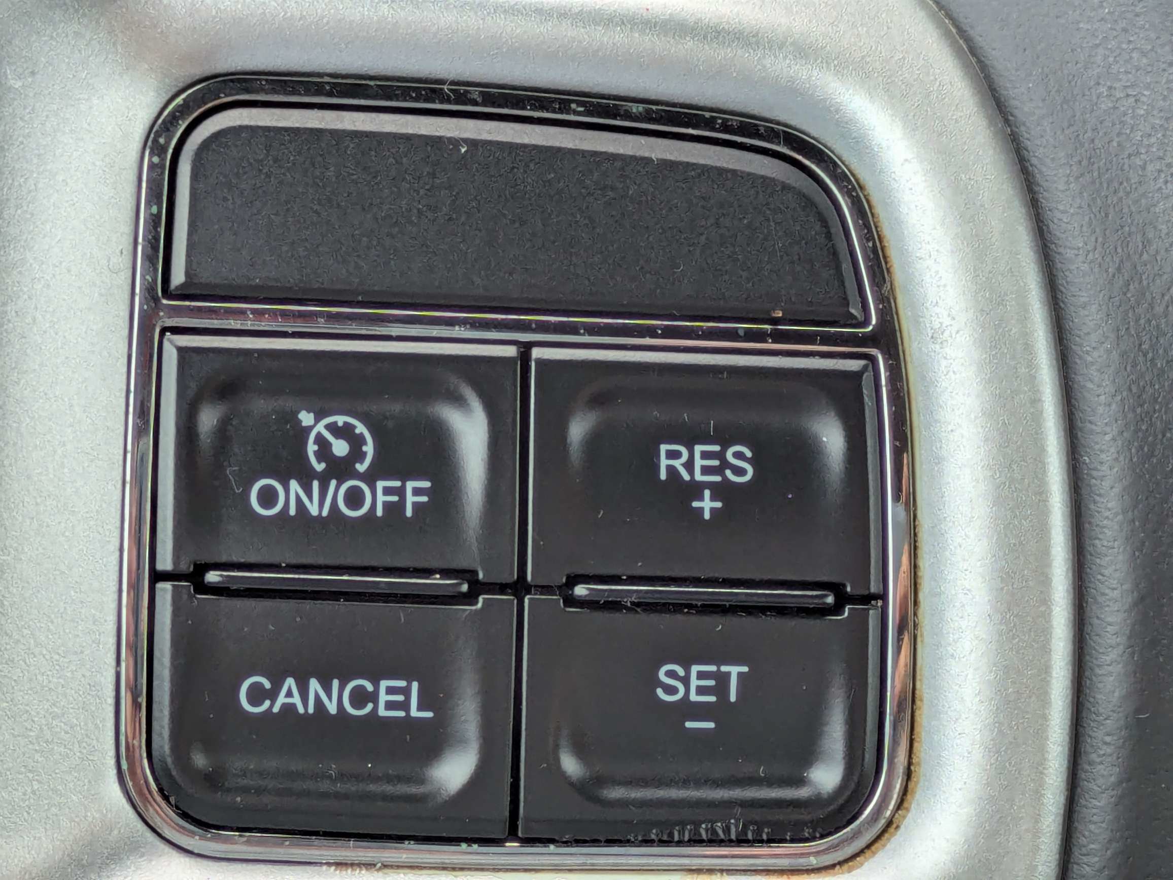 Used 2012 Chrysler 200 Touring FWD image 29