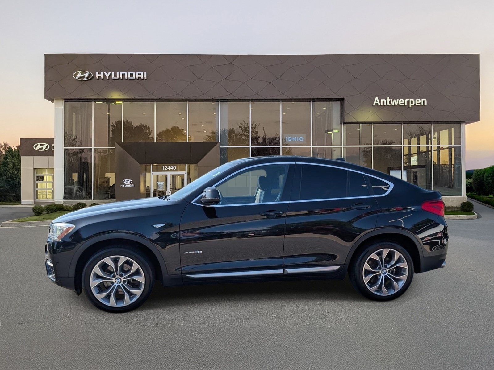 Used 2016 BMW X4 xDrive28i AWD/4WD image 6