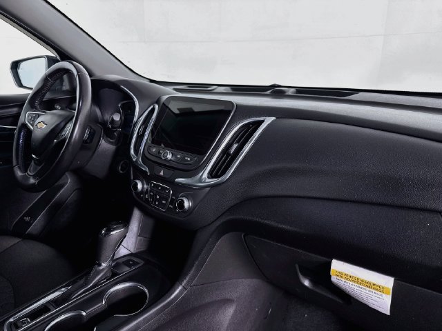 Used 2020 Chevrolet Equinox LT FWD image 27