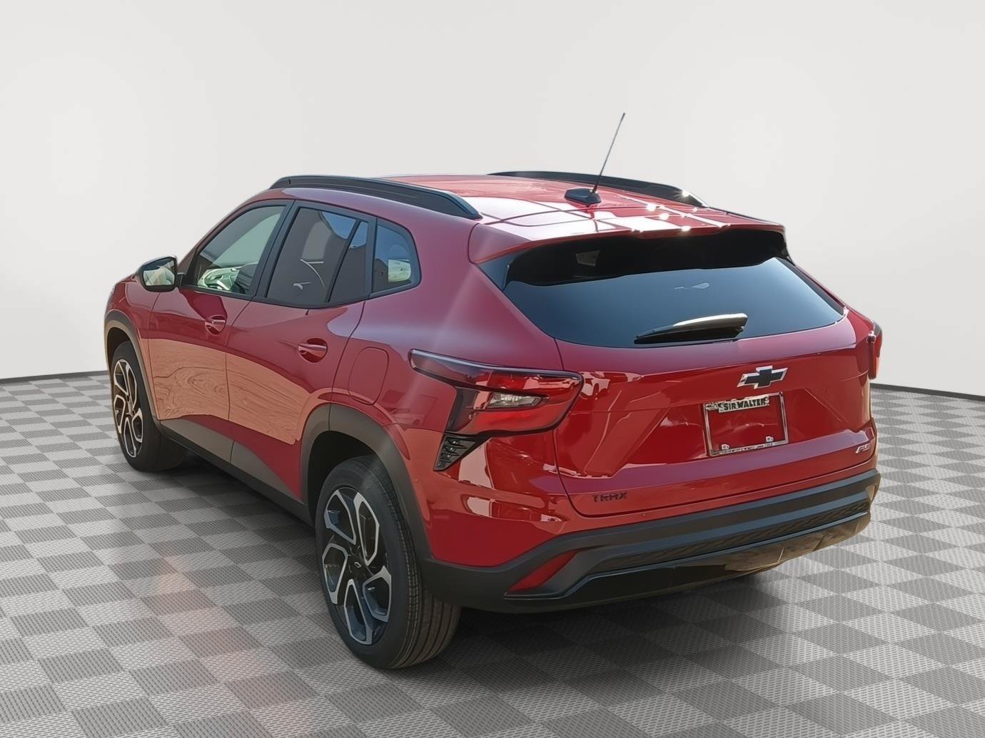 New 2026 Chevrolet Trax RS w/ Sunroof Package FWD image 5