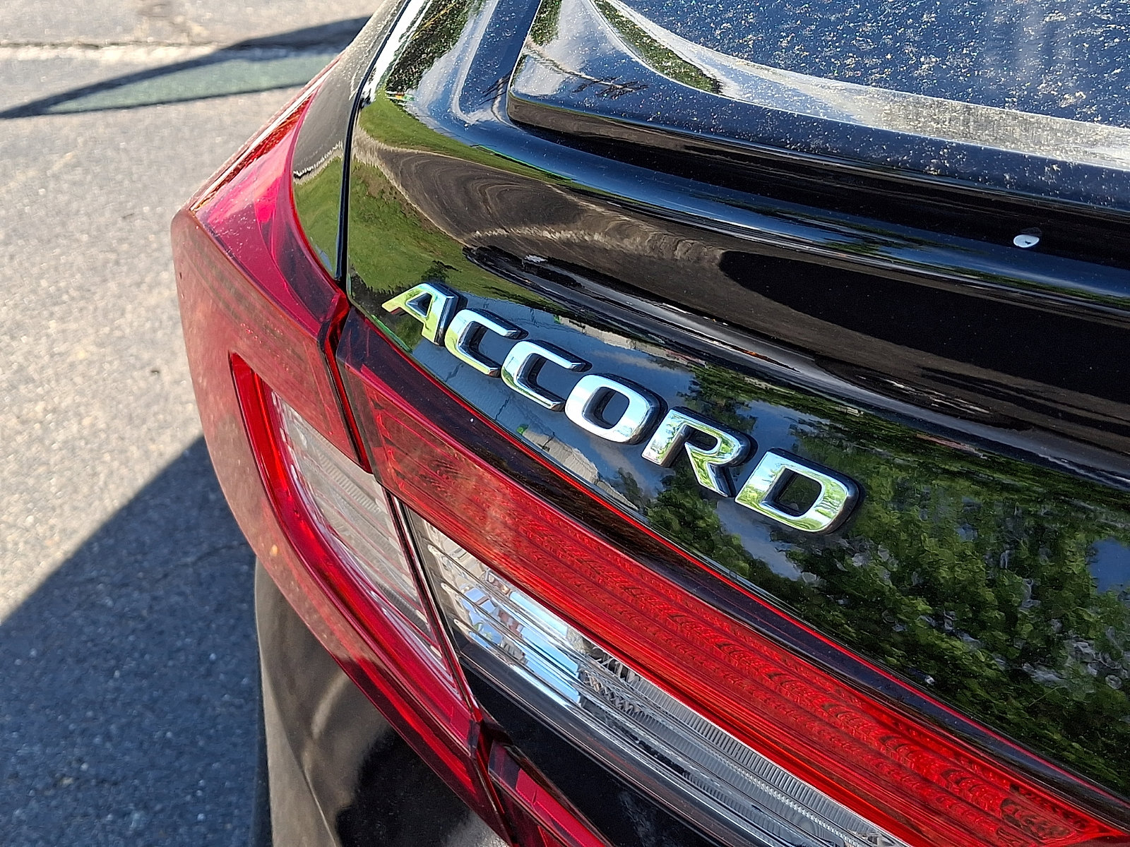 Certified 2022 Honda Accord Sport image 31