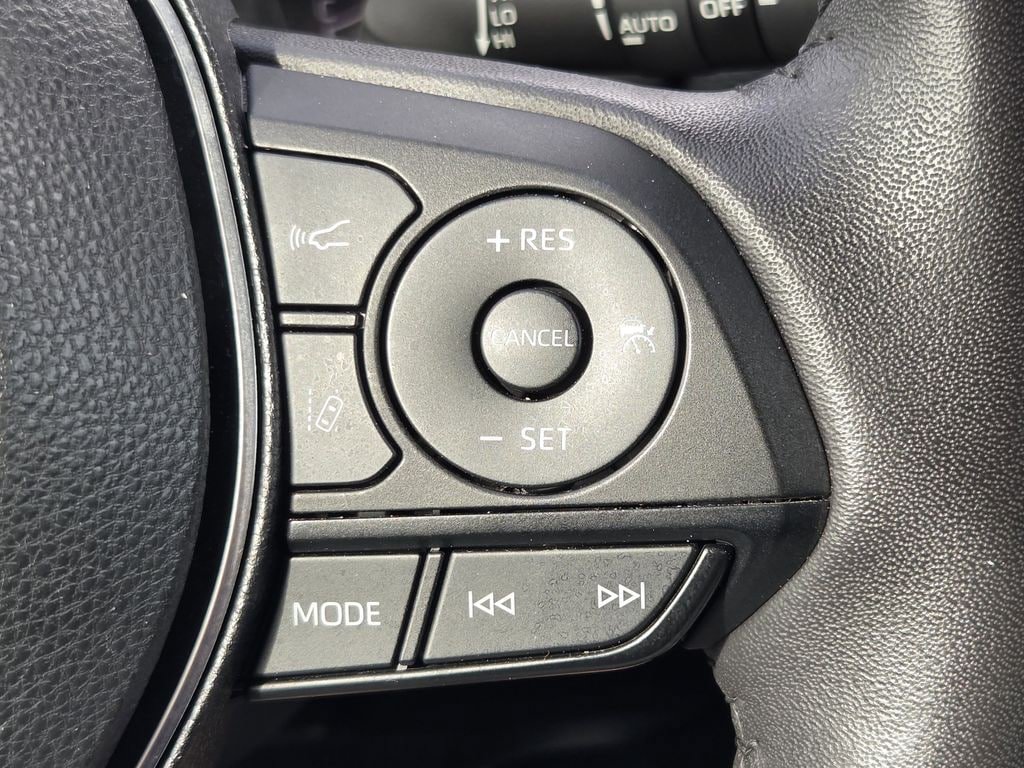Used 2025 Toyota RAV4 XLE w/ Weather Package FWD image 23