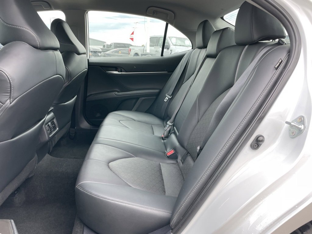 Used 2023 Toyota Camry XSE image 8