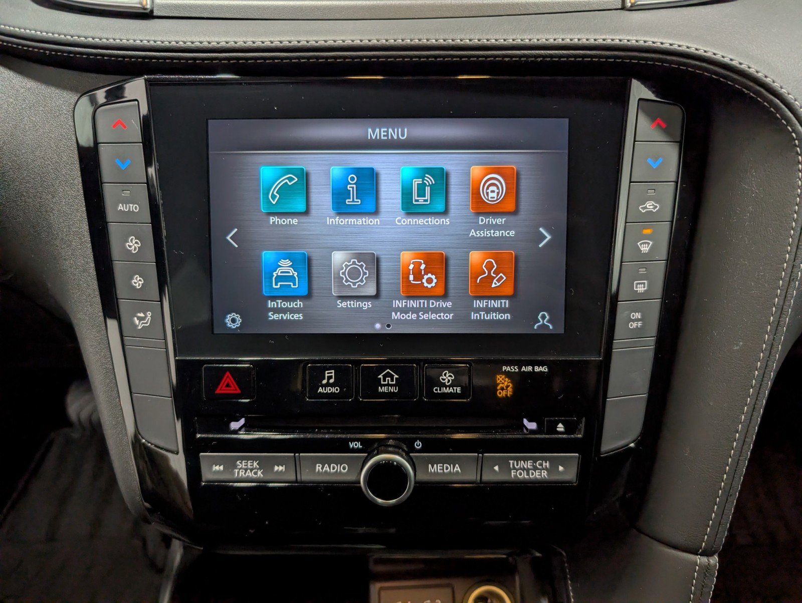Used 2023 INFINITI QX50 Pure image 21