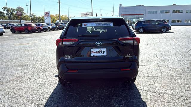 Certified 2022 Toyota RAV4 LE AWD/4WD image 6