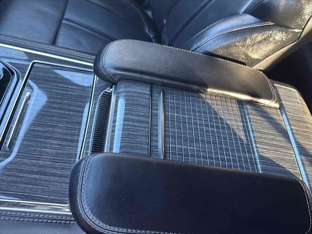 Used 2022 Jeep Wagoneer Series III image 28