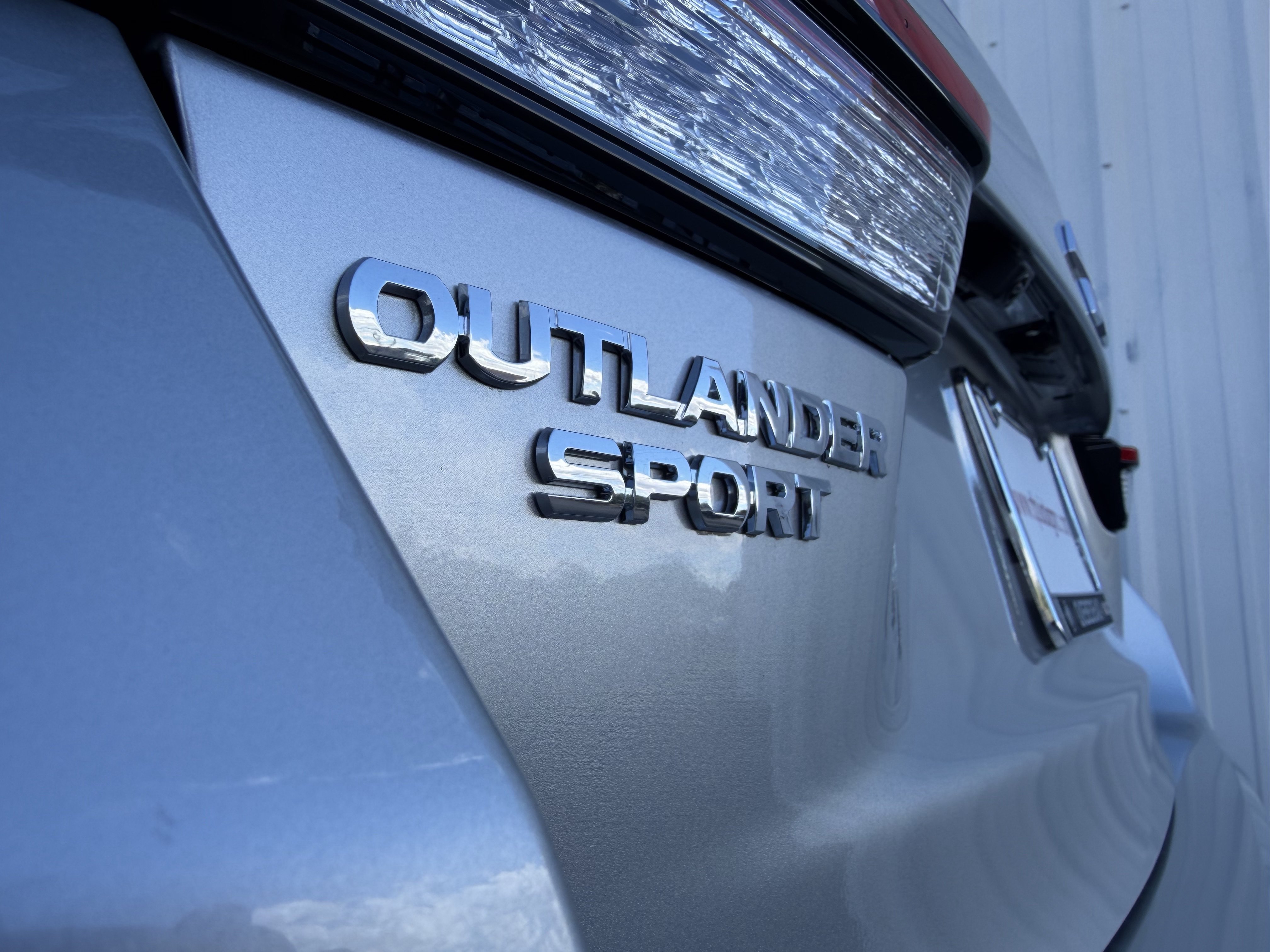 New 2027 Mitsubishi Outlander Sport FWD image 9