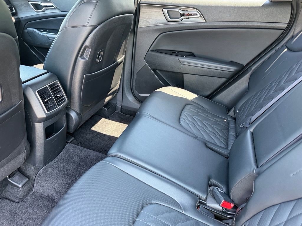 Used 2023 Kia Sportage X-Line w/ X-Line Premium Package AWD/4WD image 14