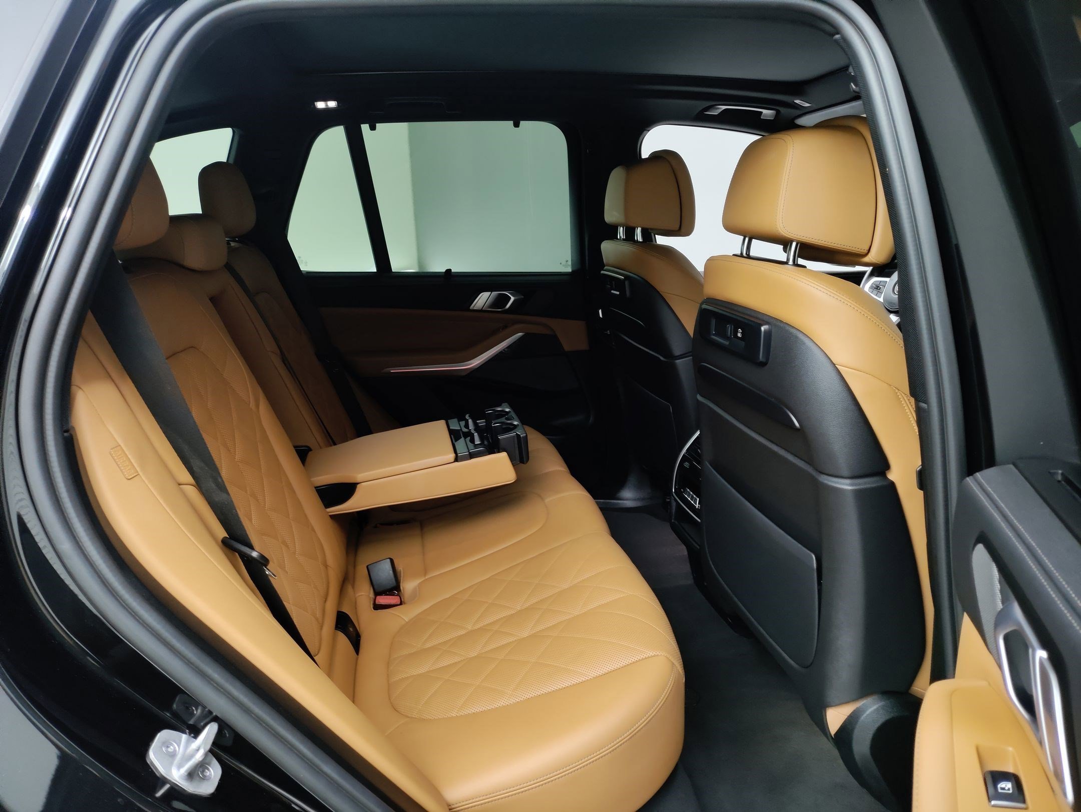 Certified 2023 BMW X5 M50i w/ Executive Package image 32