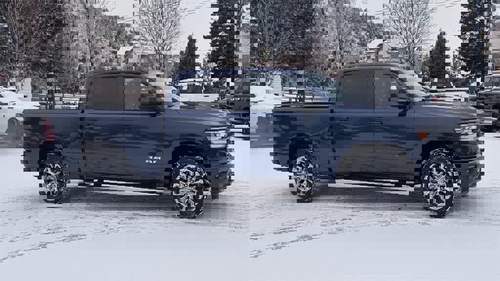 Used 2024 RAM 1500 Laramie image 2