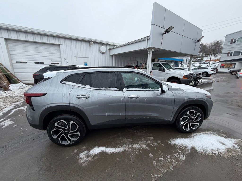 New 2026 Chevrolet Trax RS image 6