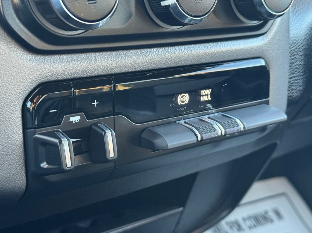 Used 2024 RAM 2500 Big Horn image 40