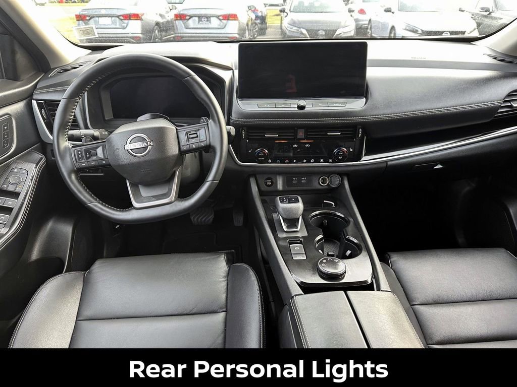 Certified 2025 Nissan Rogue SL w/ Tech Package image 16