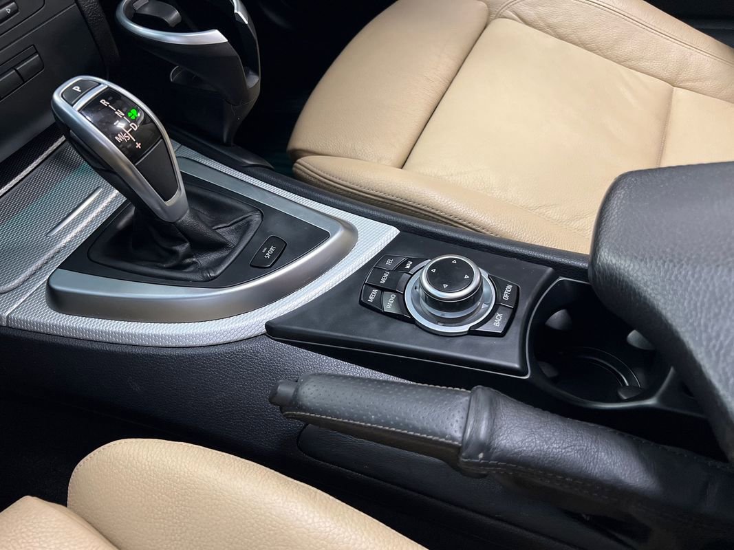 Used 2013 BMW 135i Convertible image 91