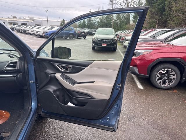 Used 2021 Subaru Forester Premium image 14