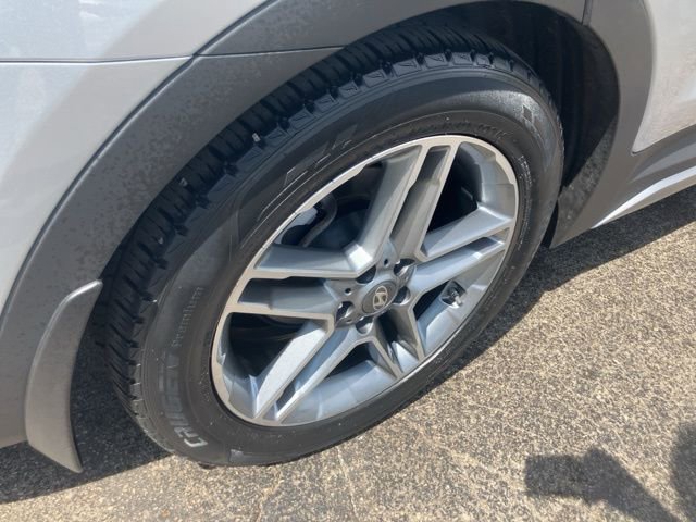 Used 2018 Hyundai Santa Fe Limited image 53