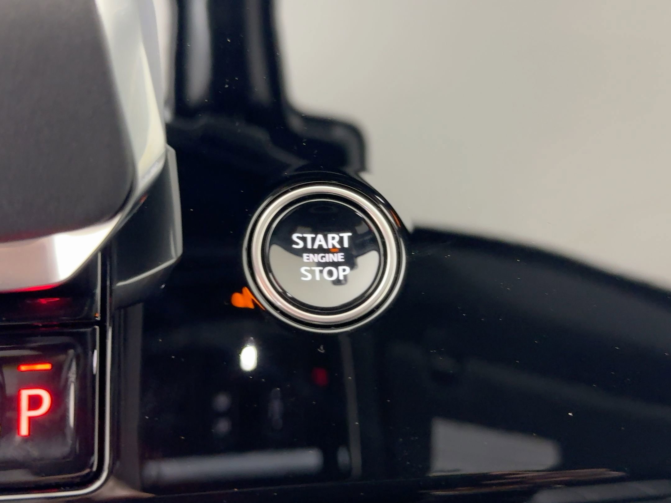 New 2025 Land Rover Range Rover Sport SE image 25