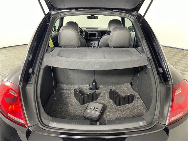 Used 2018 Volkswagen Beetle 2.0T S image 18