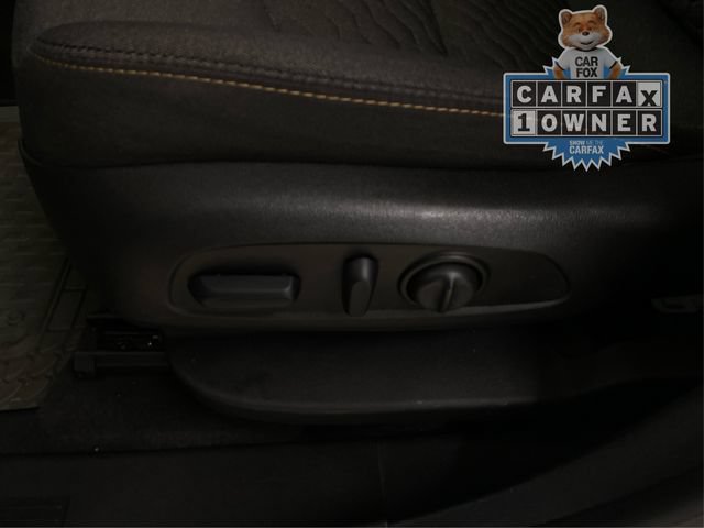 Used 2018 Chevrolet Equinox LT FWD image 23