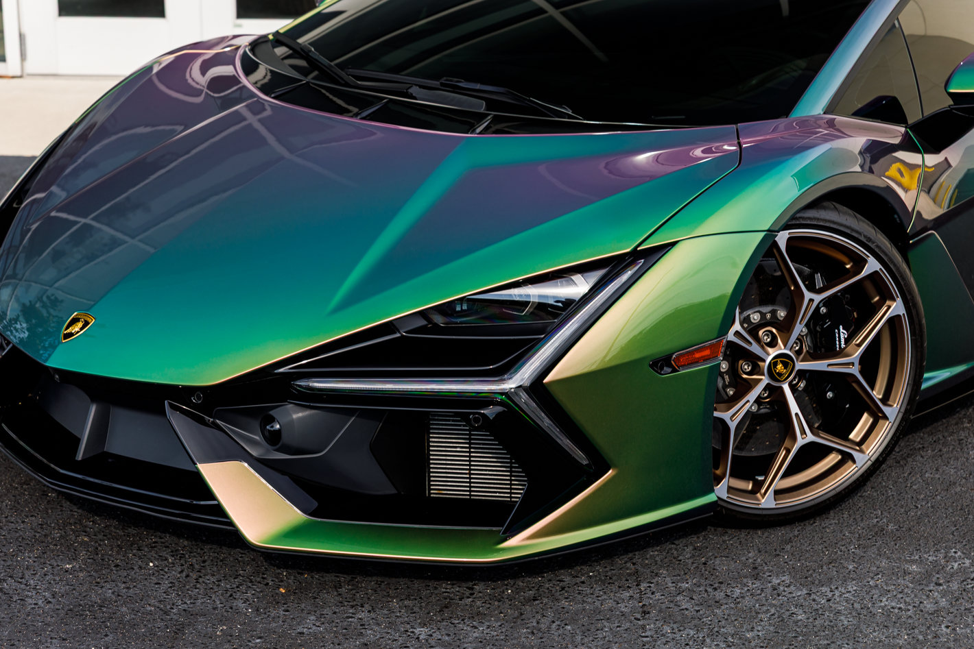 Used 2024 Lamborghini Revuelto AWD/4WD image 13