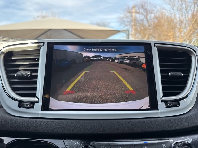 New 2026 Chrysler Voyager LX image 18