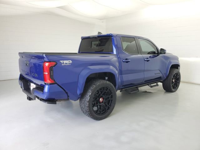 Used 2025 Toyota Tacoma TRD Sport w/ TRD Sport Premium Package image 5