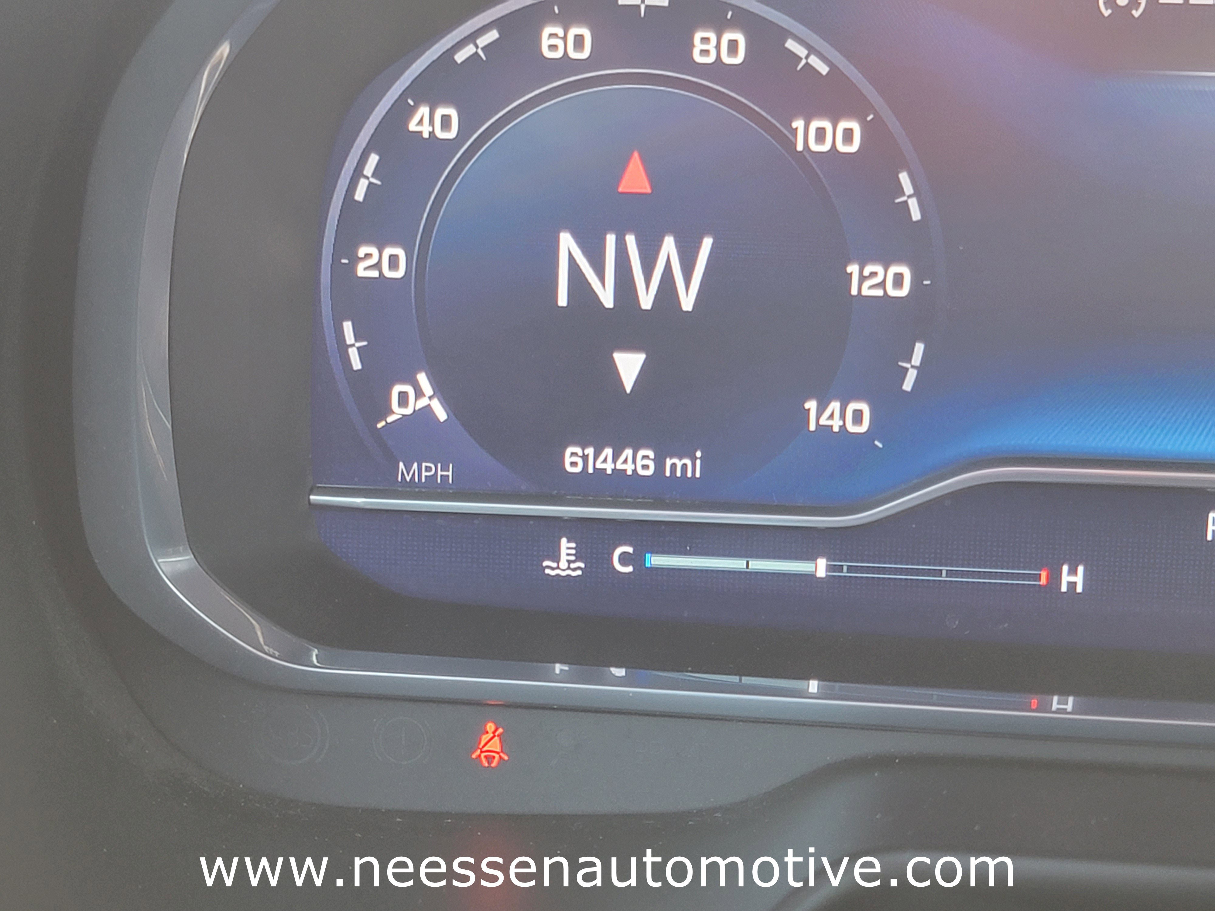 Used 2023 Chevrolet Suburban RST w/ Luxury Package image 23