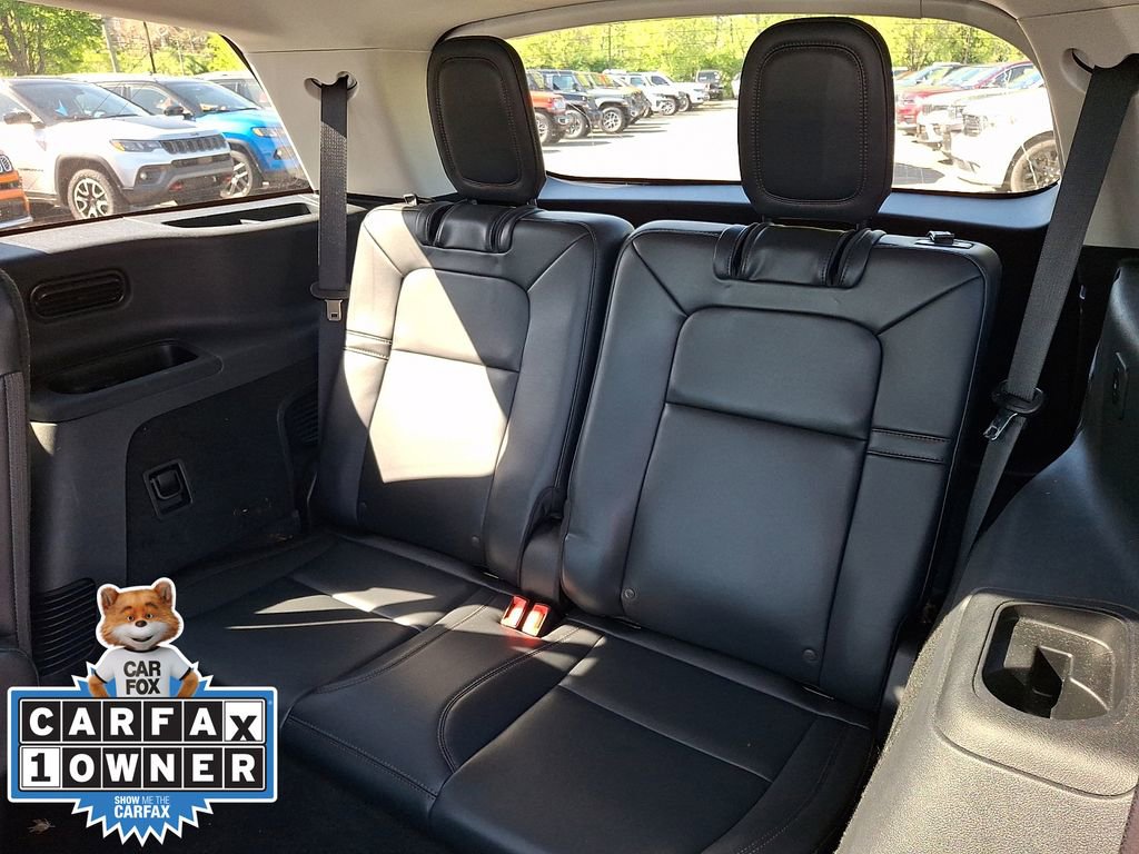 Used 2025 Lincoln Aviator AWD image 8