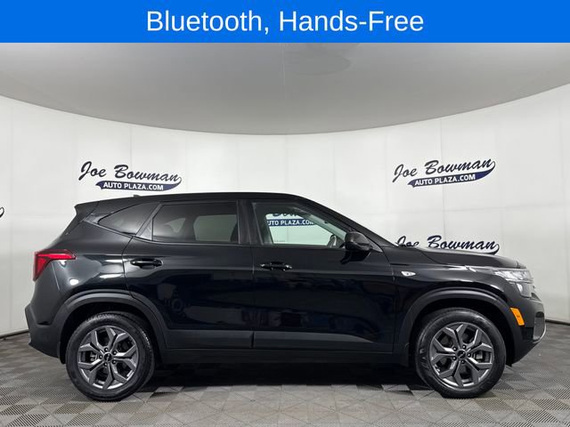 Used 2024 Kia Seltos LX AWD/4WD image 5