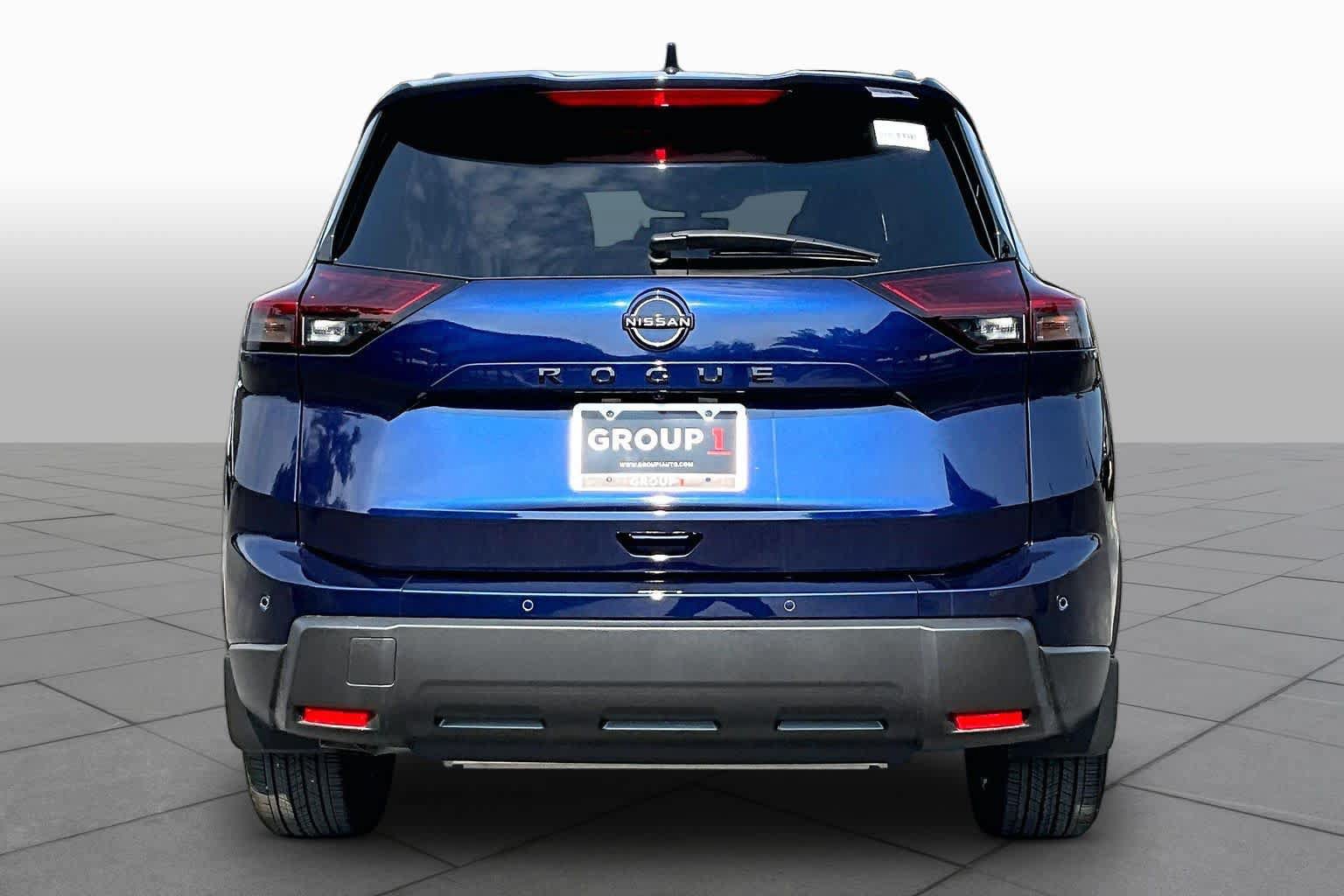 New 2026 Nissan Rogue Dark Armor FWD image 4
