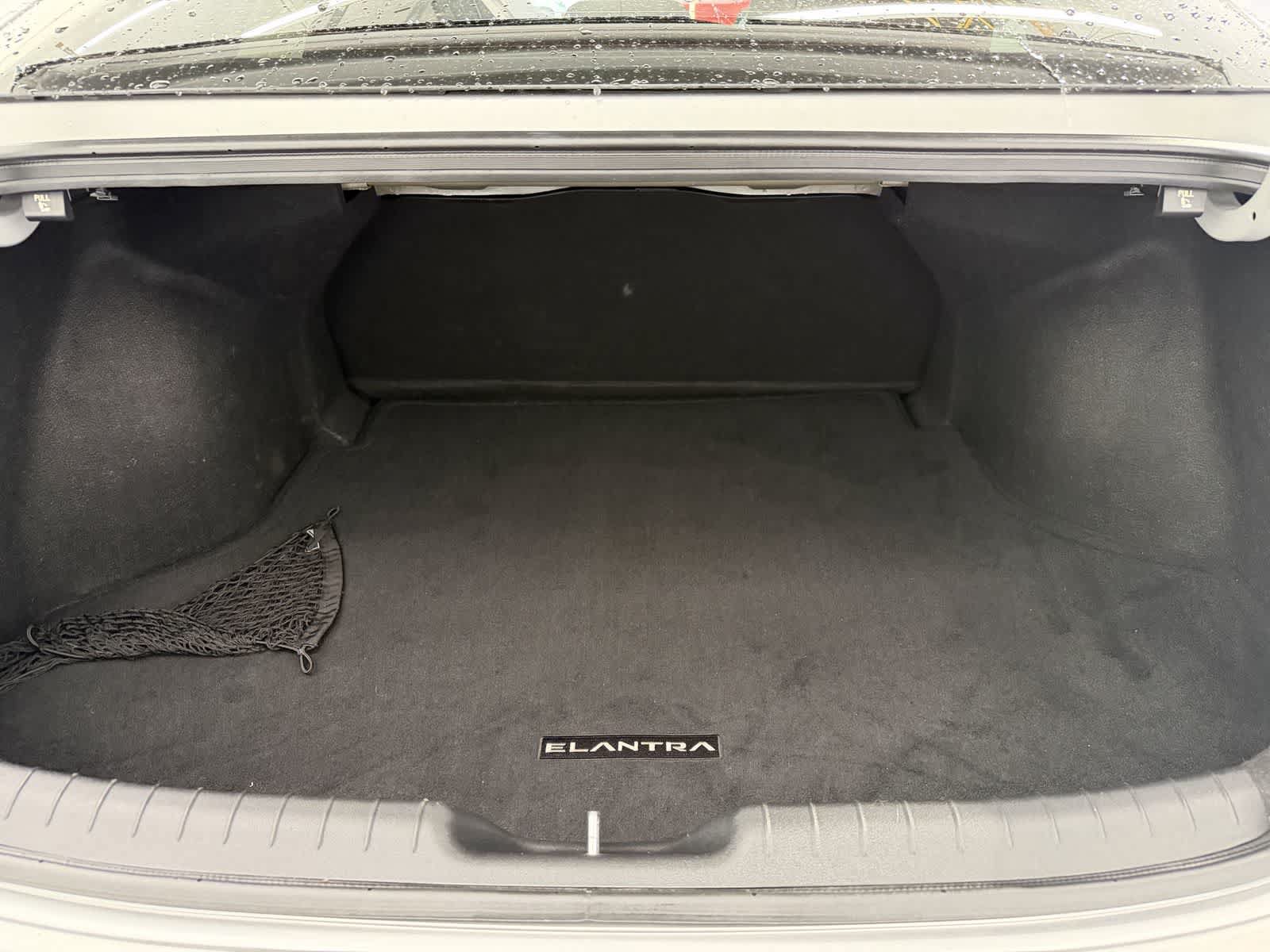 Used 2021 Hyundai Elantra SEL w/ Convenience Package FWD image 5