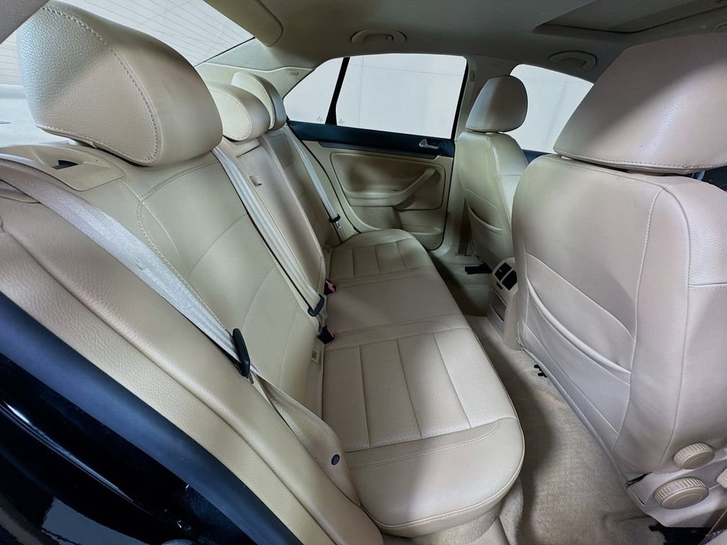 Used 2008 Volkswagen Jetta SEL image 30