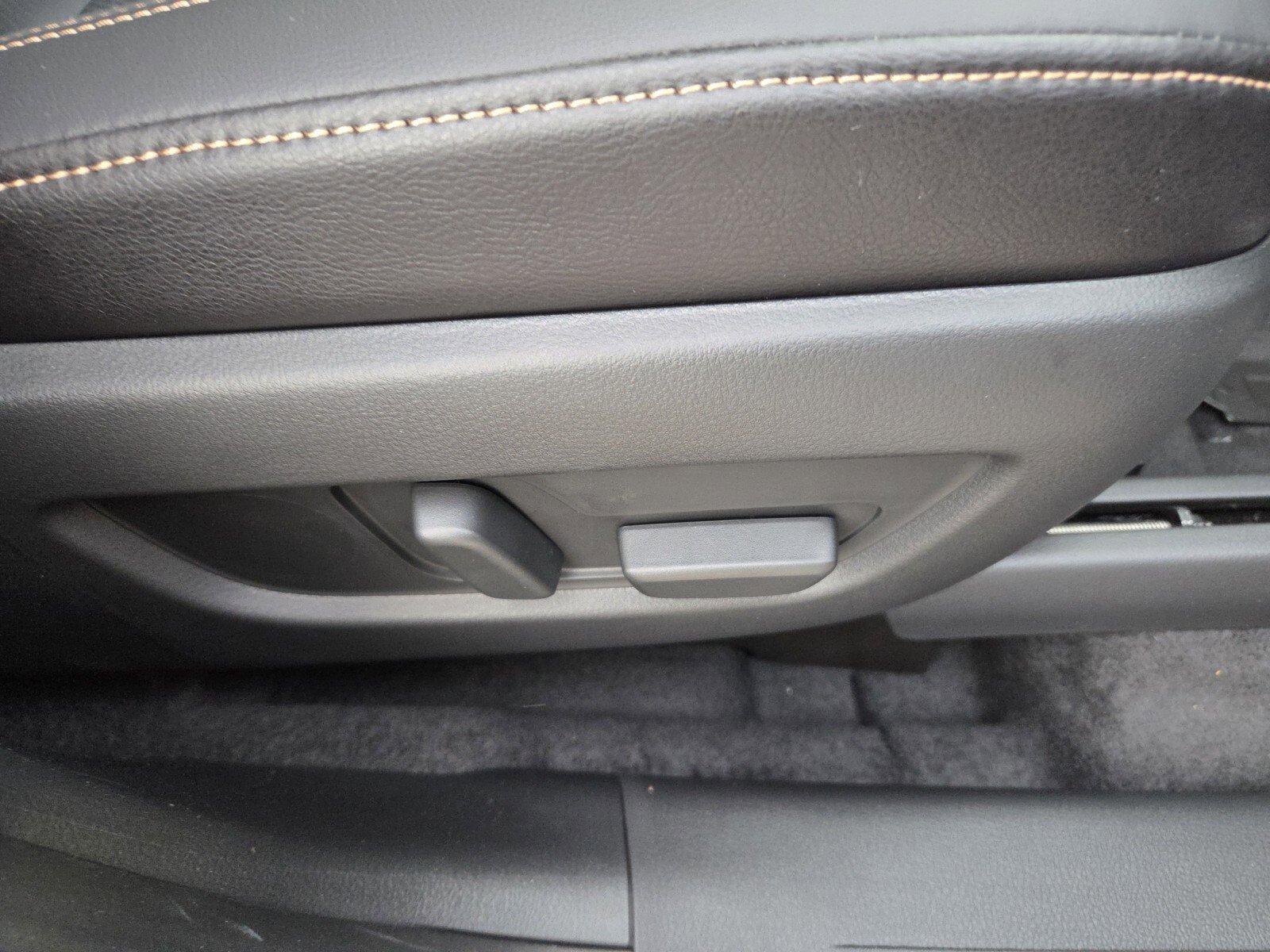 New 2026 MAZDA CX-70 3.3 Turbo w/ Premium Plus Pkg AWD/4WD image 16