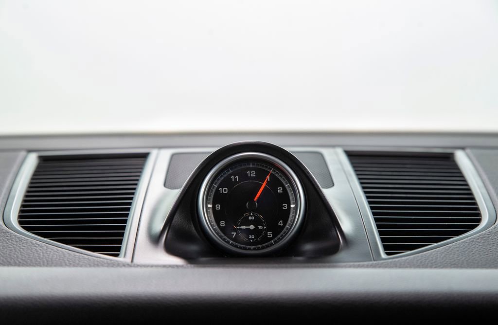 Used 2018 Porsche Macan S image 32