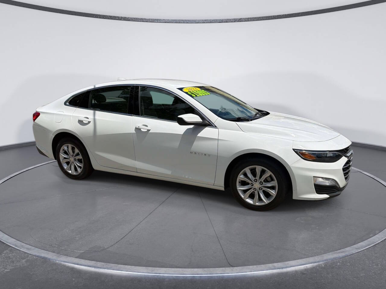 Used 2023 Chevrolet Malibu LT FWD image 5
