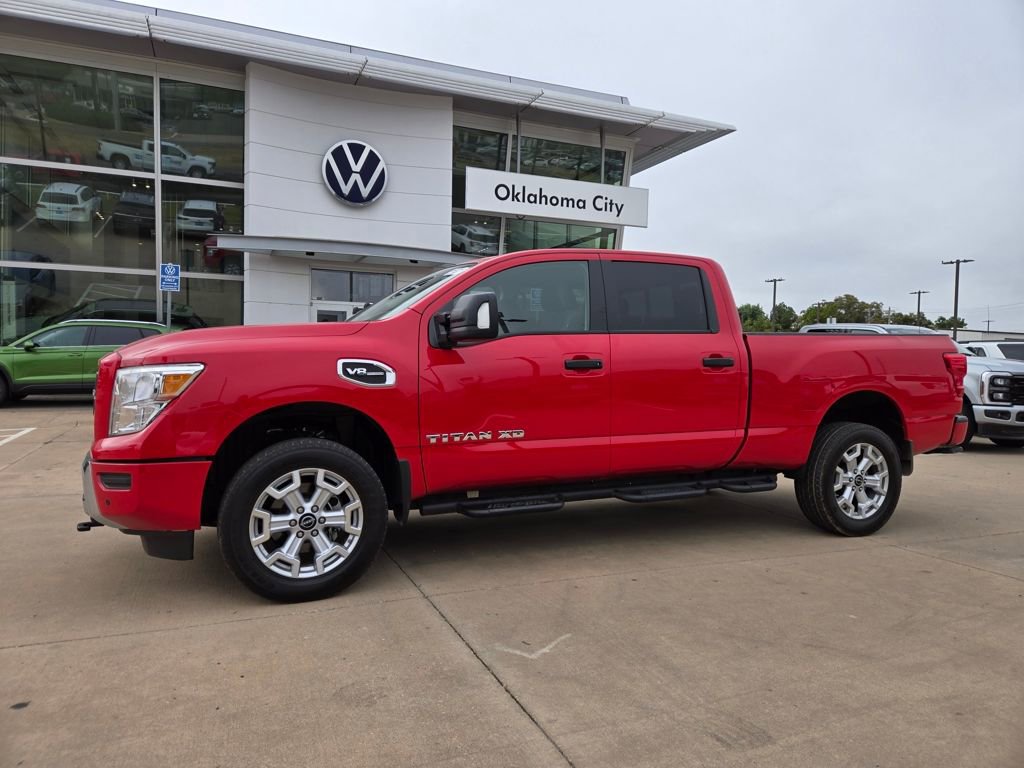 Used 2024 Nissan Titan SV w/ SV Convenience Package
