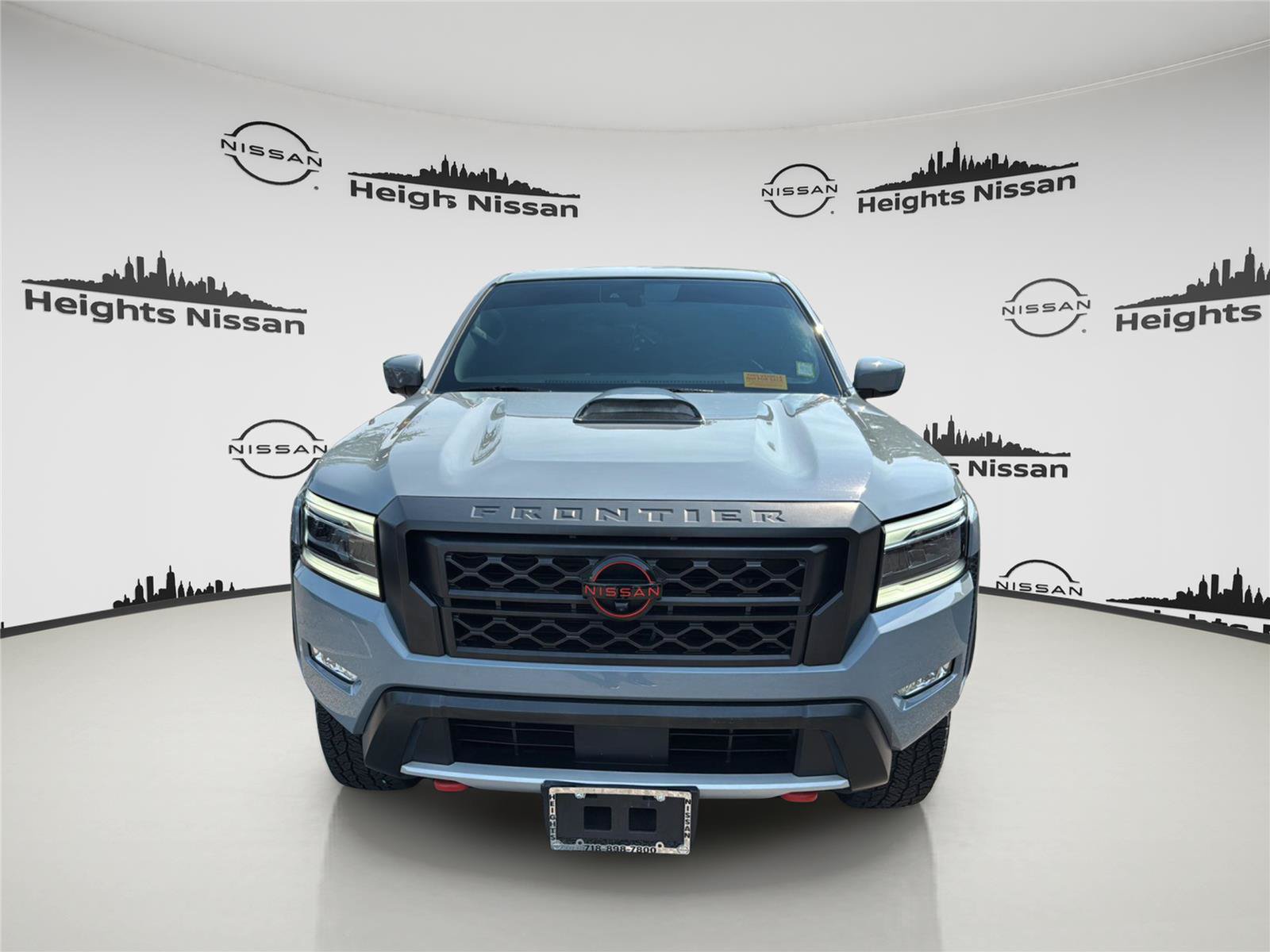Used 2023 Nissan Frontier PRO-4X w/ Pro Convenience Package AWD/4WD image 8