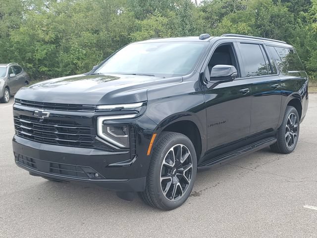 New 2026 Chevrolet Suburban RST w/ RST Capability Package AWD/4WD image 2