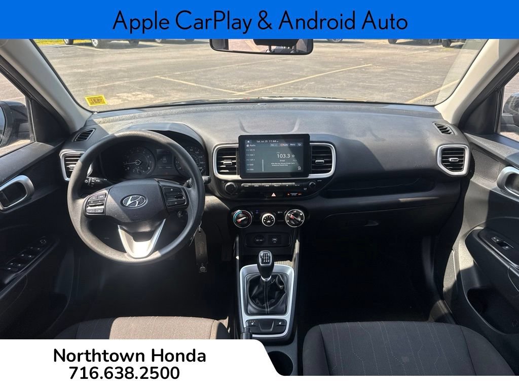 Used 2021 Hyundai Venue SE FWD image 7