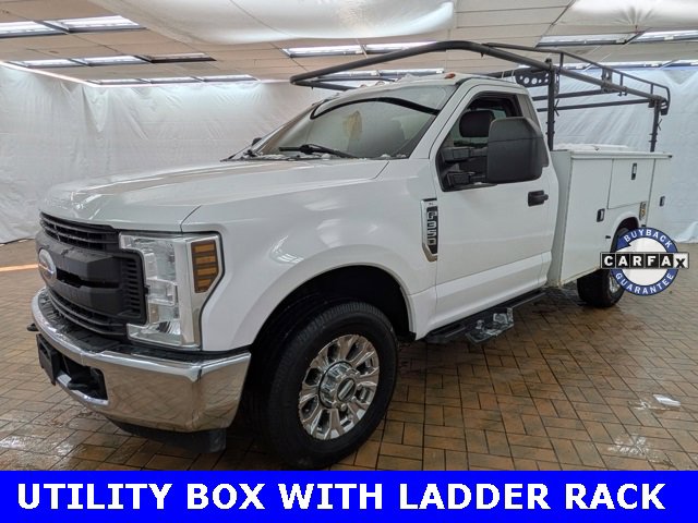 Used 2018 Ford F350 XL w/ XL Decor Group image 3
