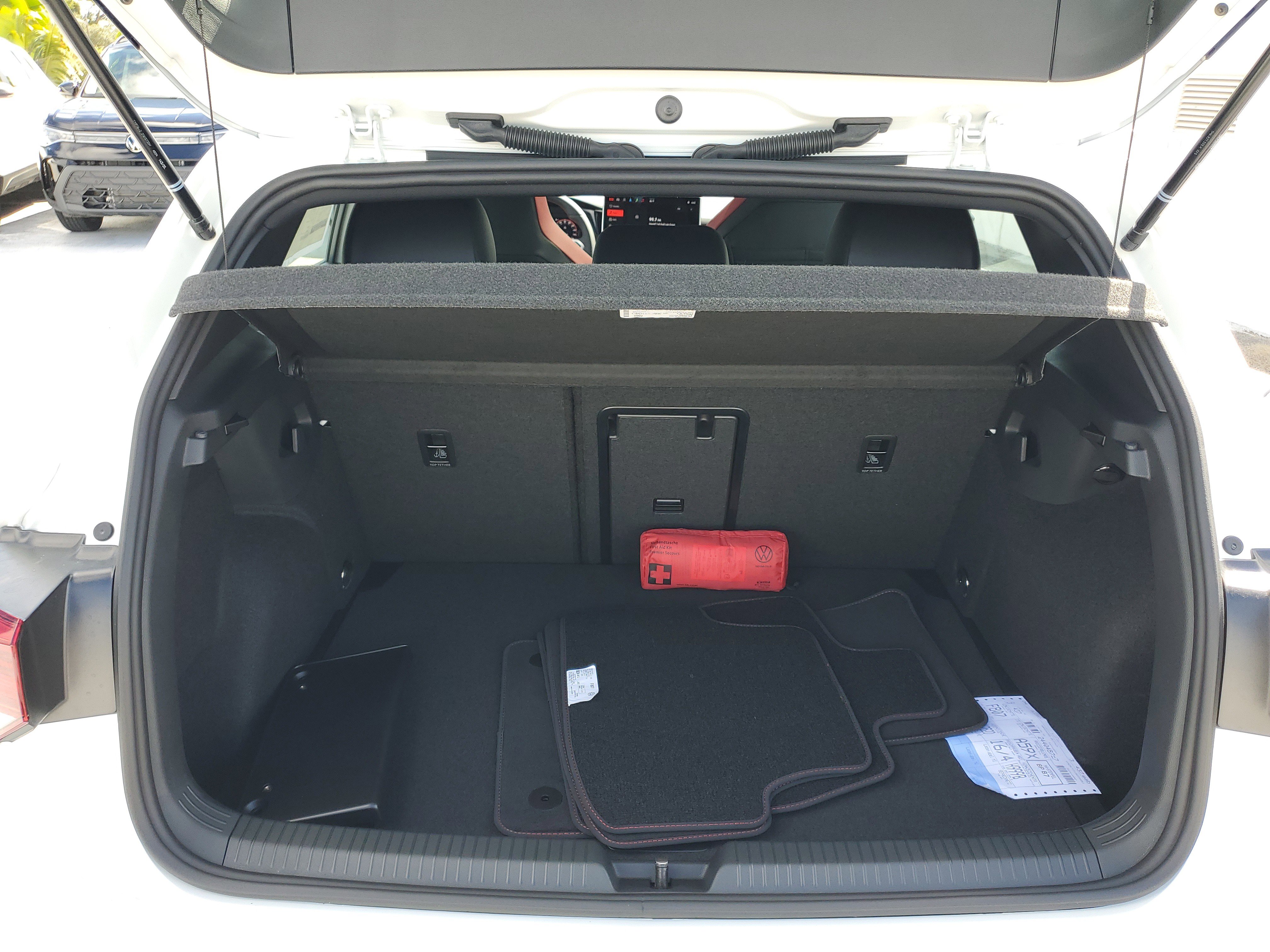 New 2025 Volkswagen GTI SE image 7